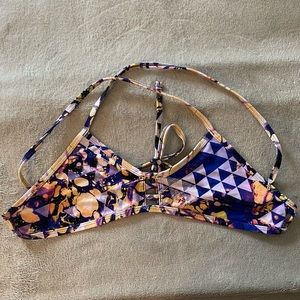 Jolyn Tomcat Bikini Top - L - retired pattern